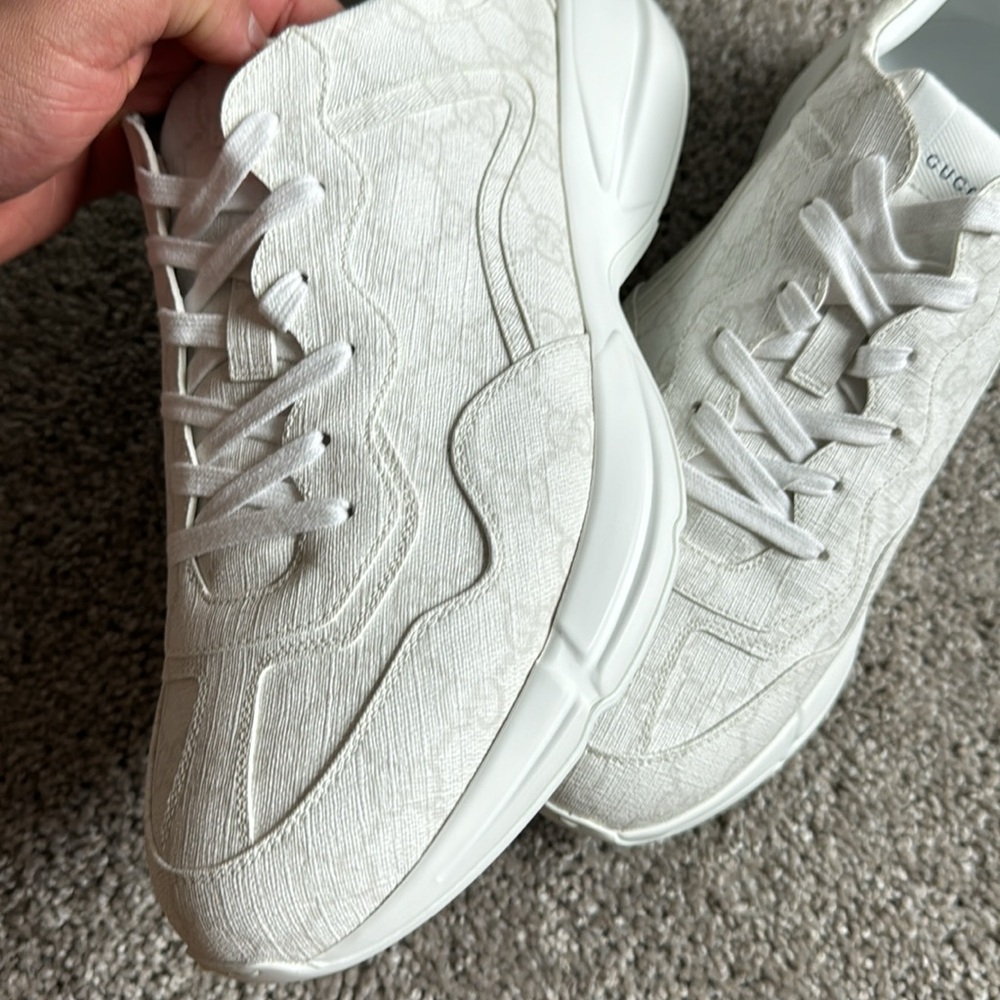 Gucci Rhyton Sneaker - Picture 4 of 10